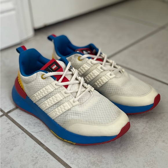 Adidas Lego Racer Youth Size 5 - Picture 4 of 6